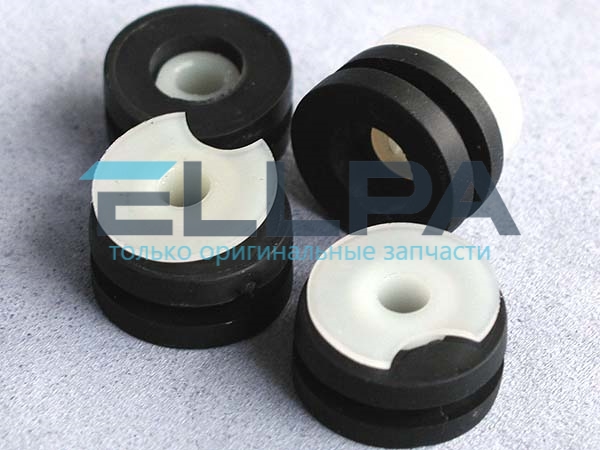 Комплект из втулки и прокладки KW650726 для мясорубок Kenwood KW650726